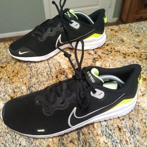 Nike Renew Ride Running Shoes Sneakers Black/Gray/Volt CD0311-007 Men's Sz 10.5 - Picture 4 of 12